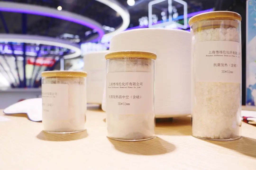 朝气蓬勃,创赢未来 | 德福伦参加2021中国纺织工业联合会春季联展 朝气蓬勃,创赢未来 | 德福伦参加2021中国纺织工业联合会春季联展-上海德福伦新材料科技有限公司